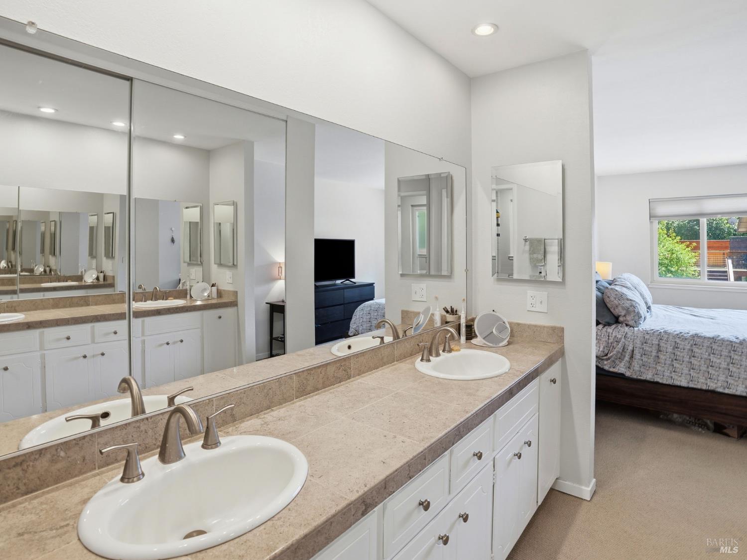 33 Manzano Court Novato CA 94945