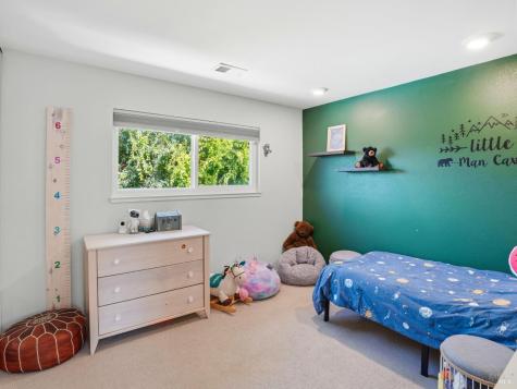 33 Manzano Court Novato CA 94945