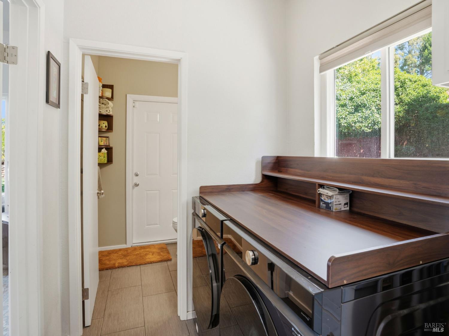 33 Manzano Court Novato CA 94945