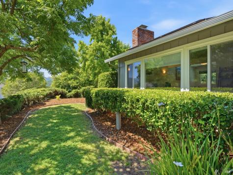 33 Manzano Court Novato CA 94945