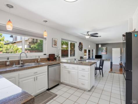 33 Manzano Court Novato CA 94945