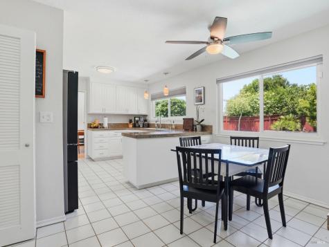 33 Manzano Court Novato CA 94945