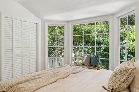 1 Hickory Road Fairfax CA 94930