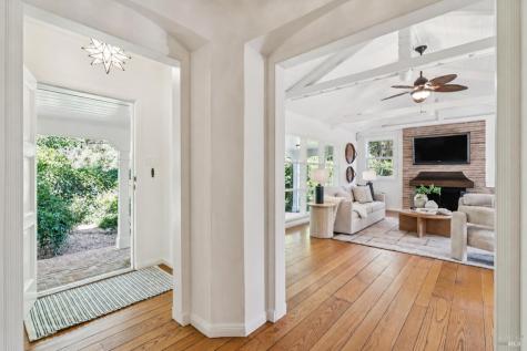 1 Hickory Road Fairfax CA 94930