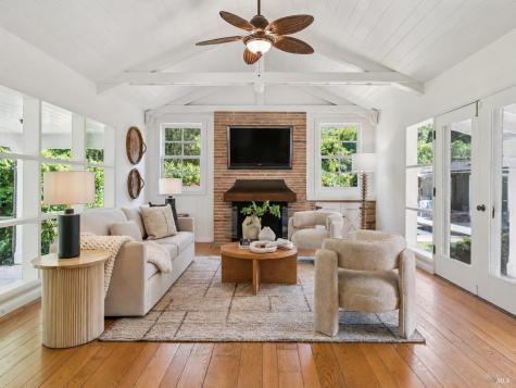 1 Hickory Road Fairfax CA 94930