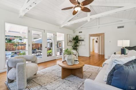 1 Hickory Road Fairfax CA 94930