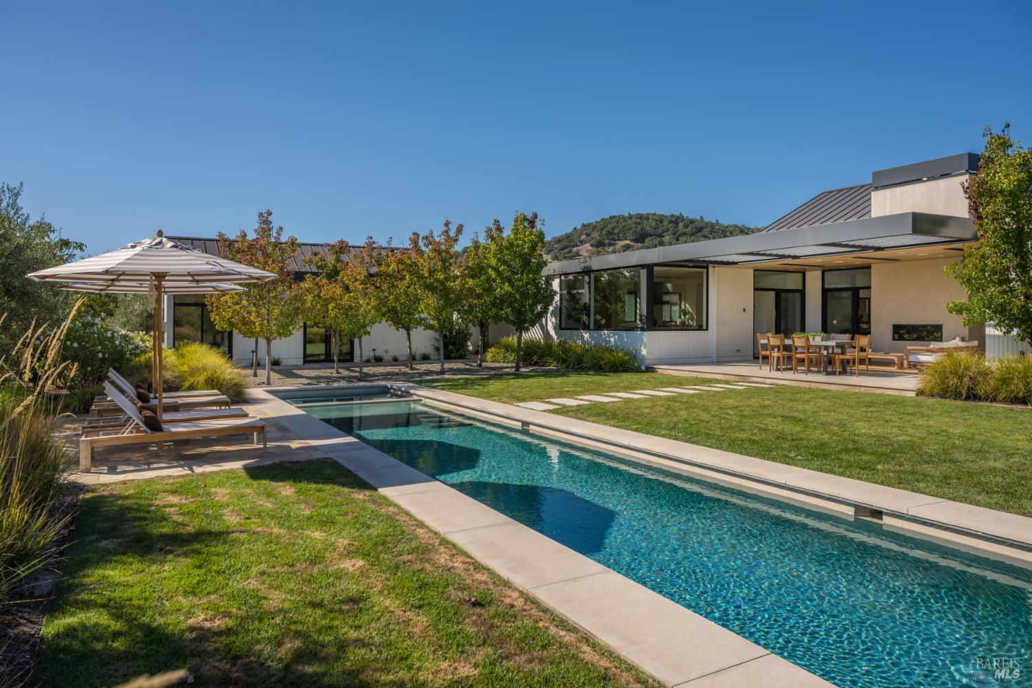 855 Grapestone Lane Sonoma CA 95476