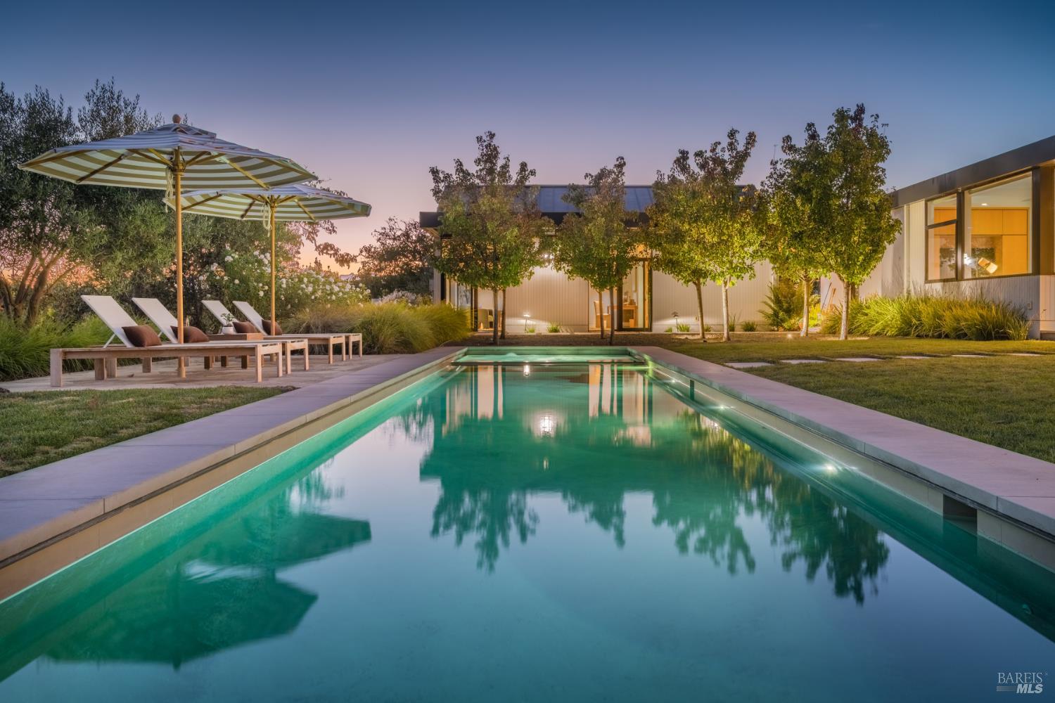 855 Grapestone Lane Sonoma CA 95476