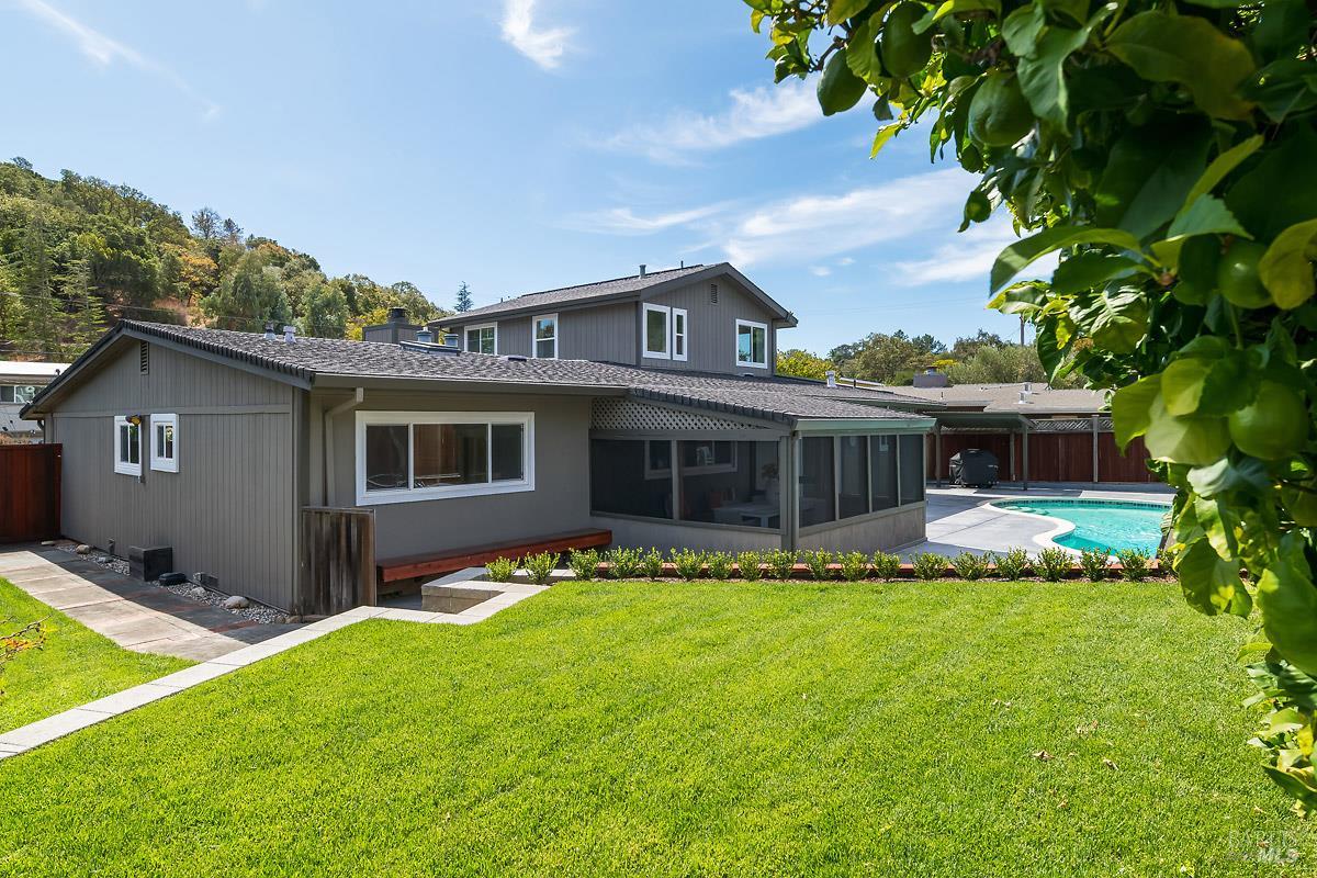 19 Carmel Drive Novato CA 94945