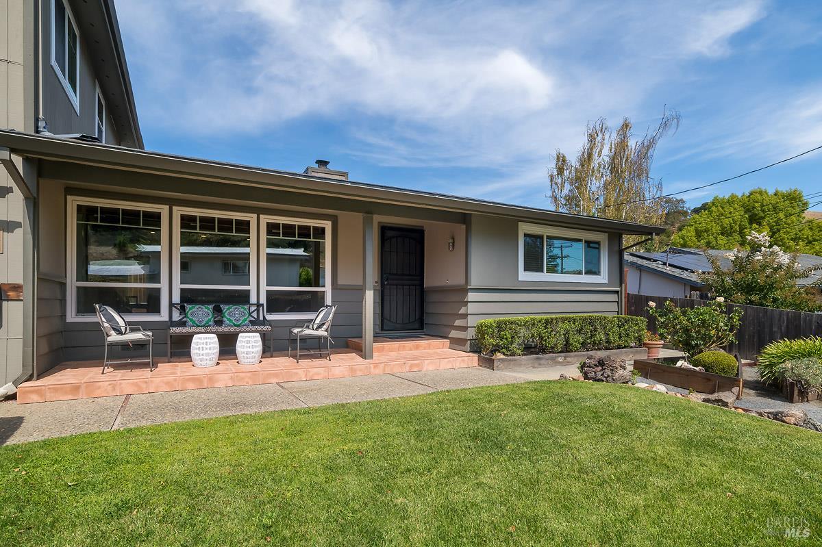 19 Carmel Drive Novato CA 94945