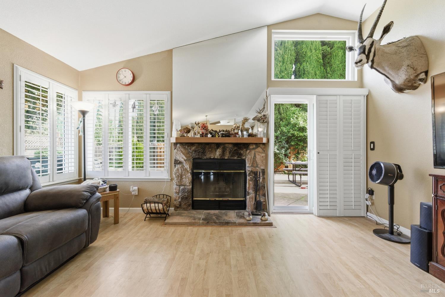 701 Oak Brook Drive Vacaville CA 95687