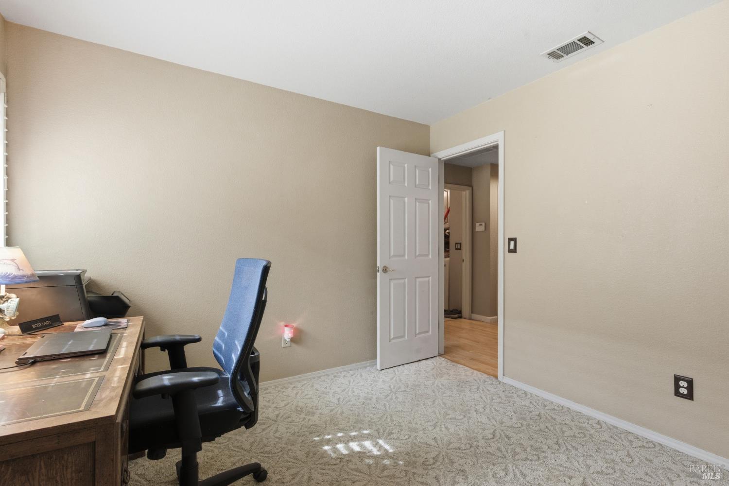 701 Oak Brook Drive Vacaville CA 95687
