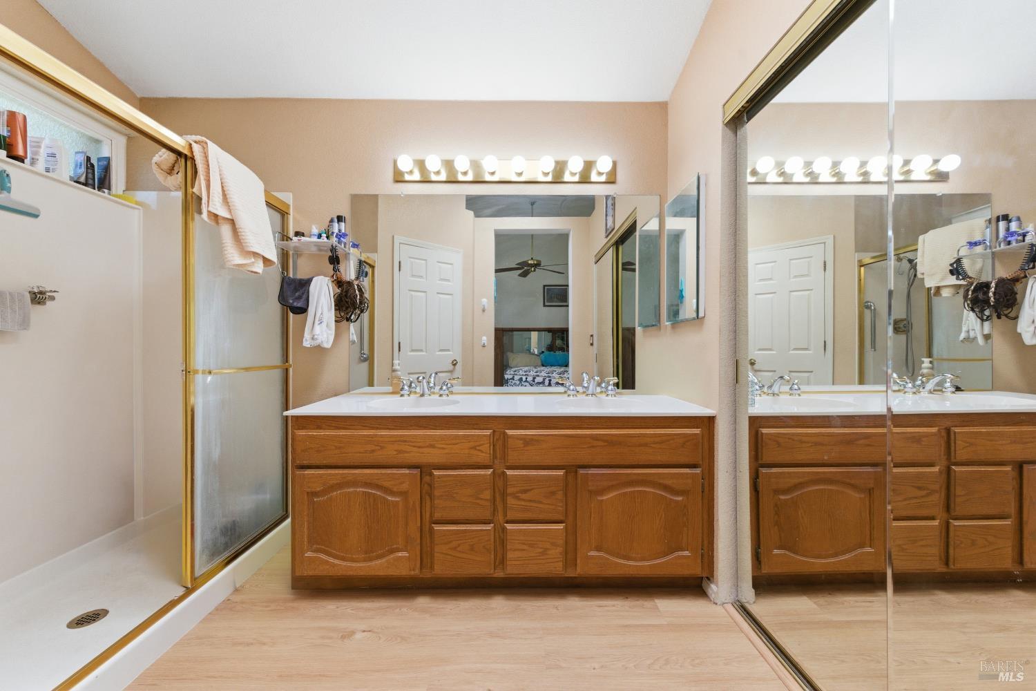 701 Oak Brook Drive Vacaville CA 95687