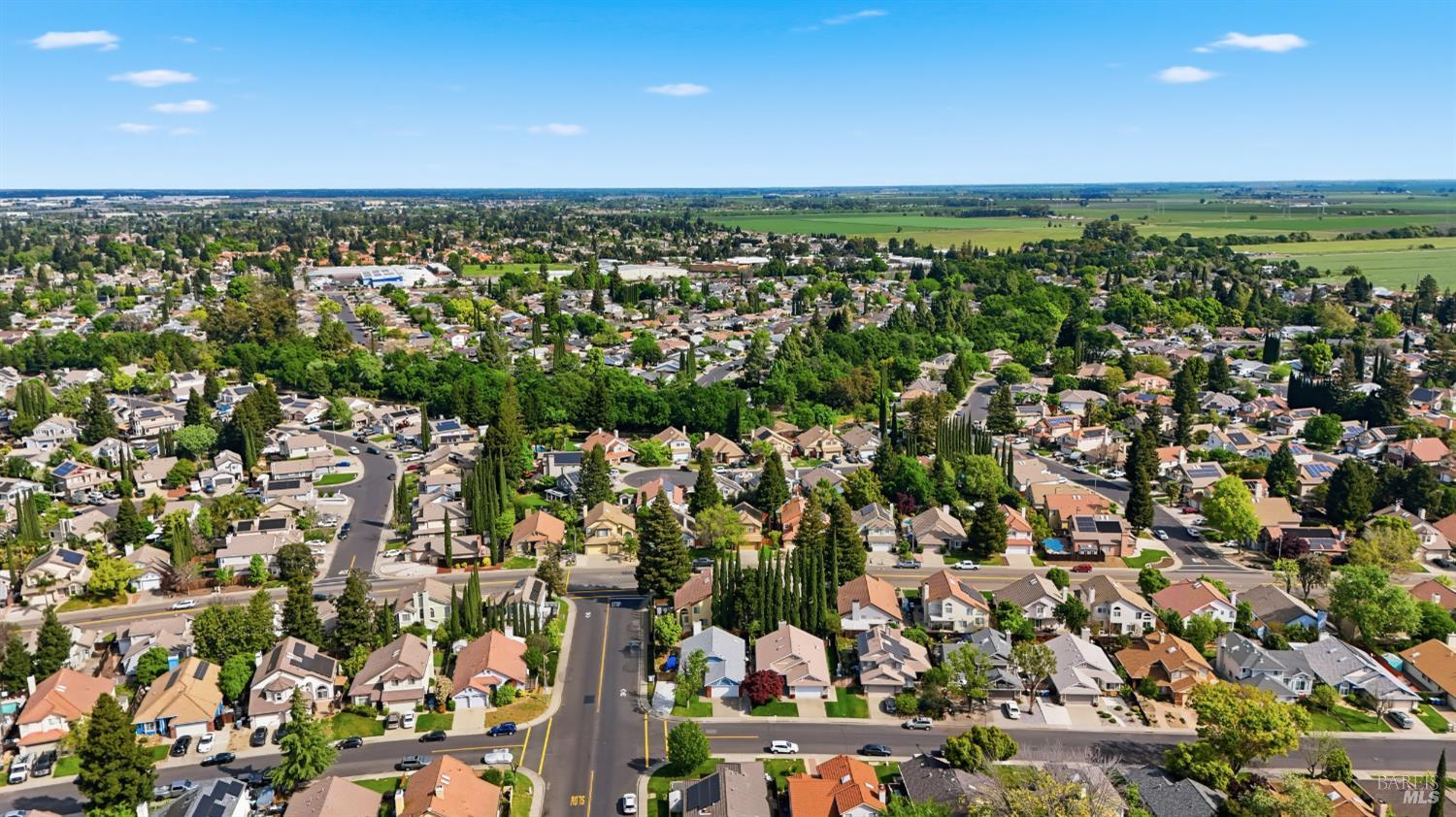 701 Oak Brook Drive Vacaville CA 95687