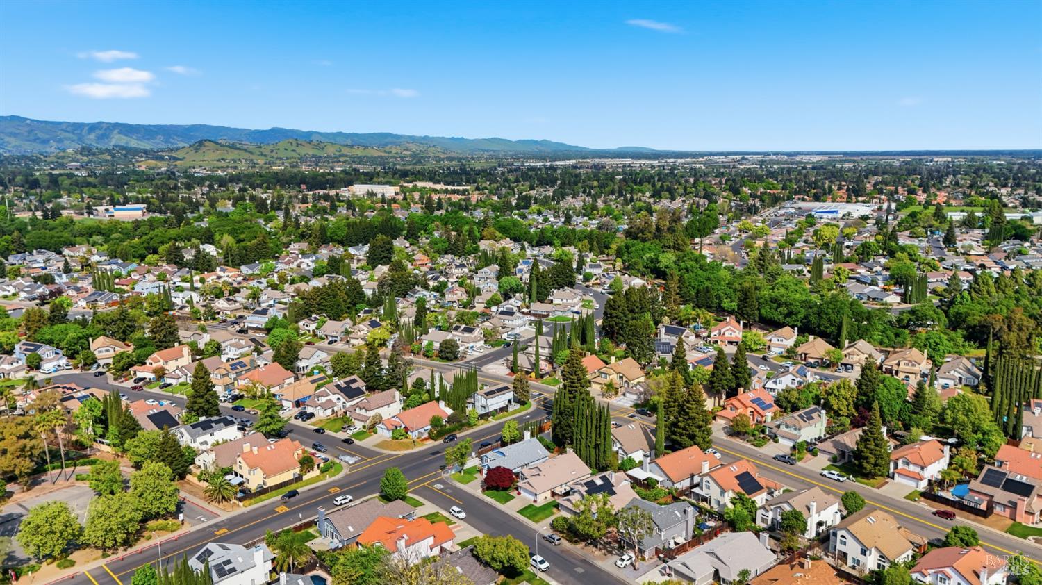 701 Oak Brook Drive Vacaville CA 95687