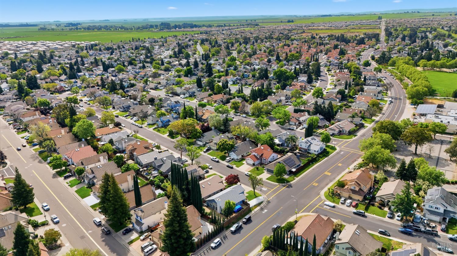 701 Oak Brook Drive Vacaville CA 95687