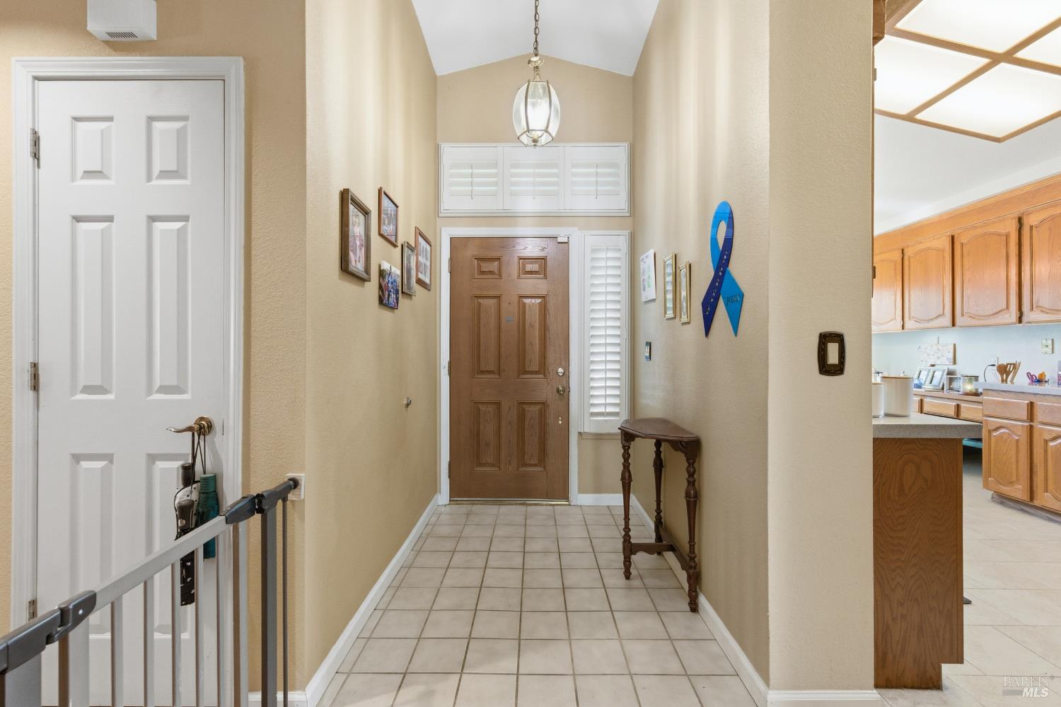 701 Oak Brook Drive Vacaville CA 95687