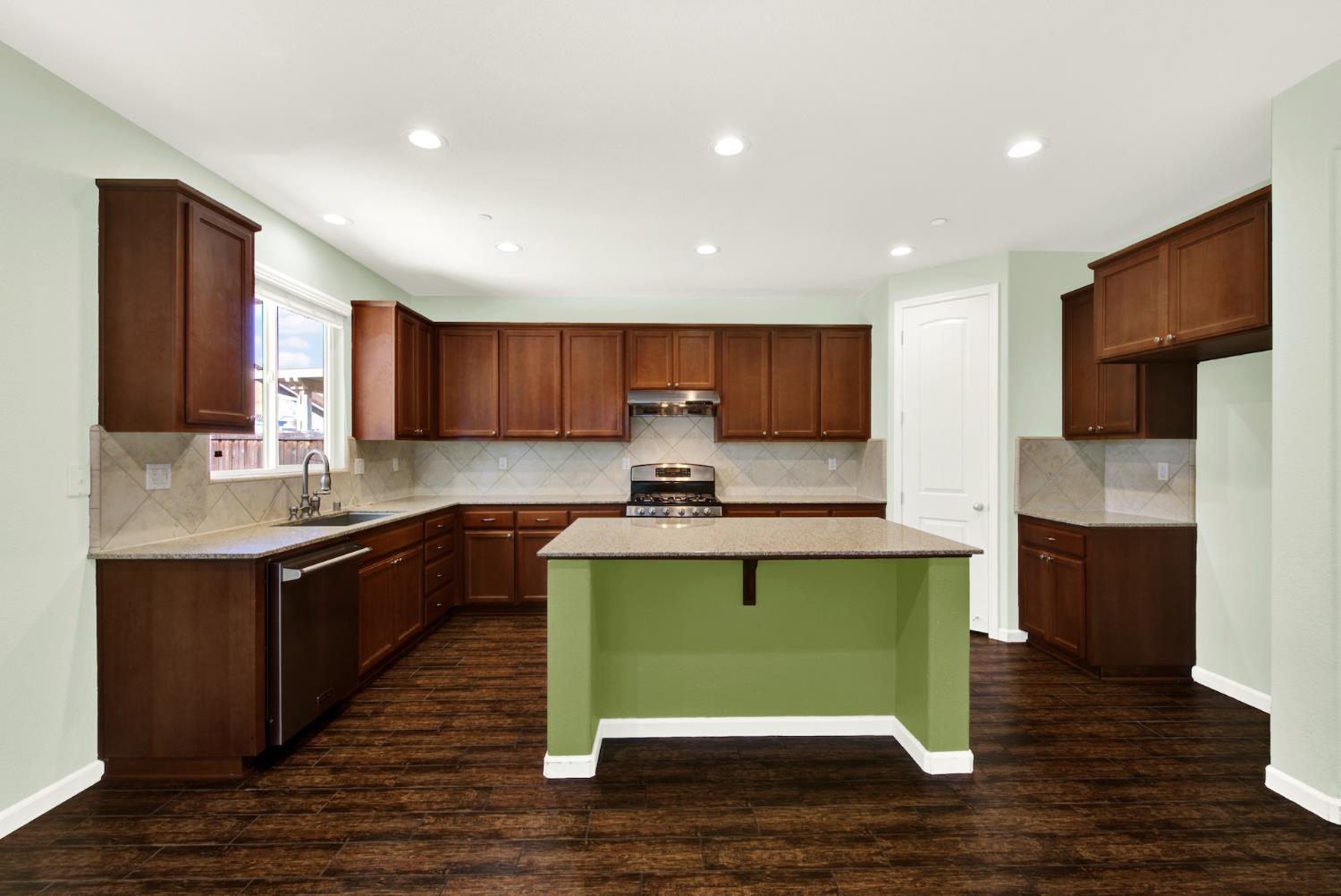 2759 Coranado Street West Sacramento CA 95691