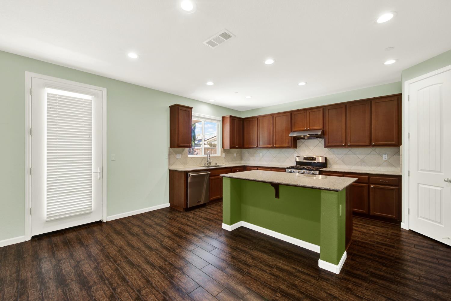 2759 Coranado Street West Sacramento CA 95691