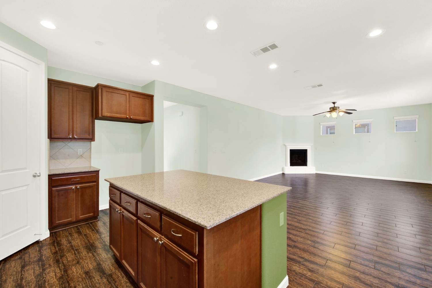2759 Coranado Street West Sacramento CA 95691
