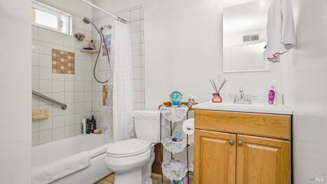 1801 Corby Avenue Santa Rosa CA 95407