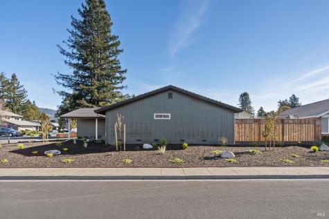 4472 Hollingsworth Circle Rohnert Park CA 94928