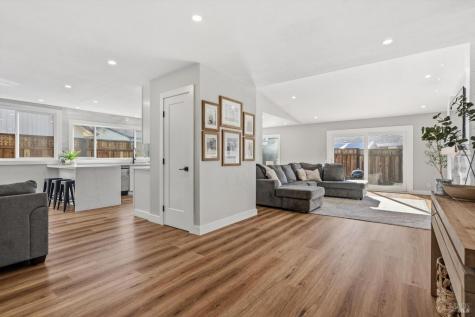 4472 Hollingsworth Circle Rohnert Park CA 94928