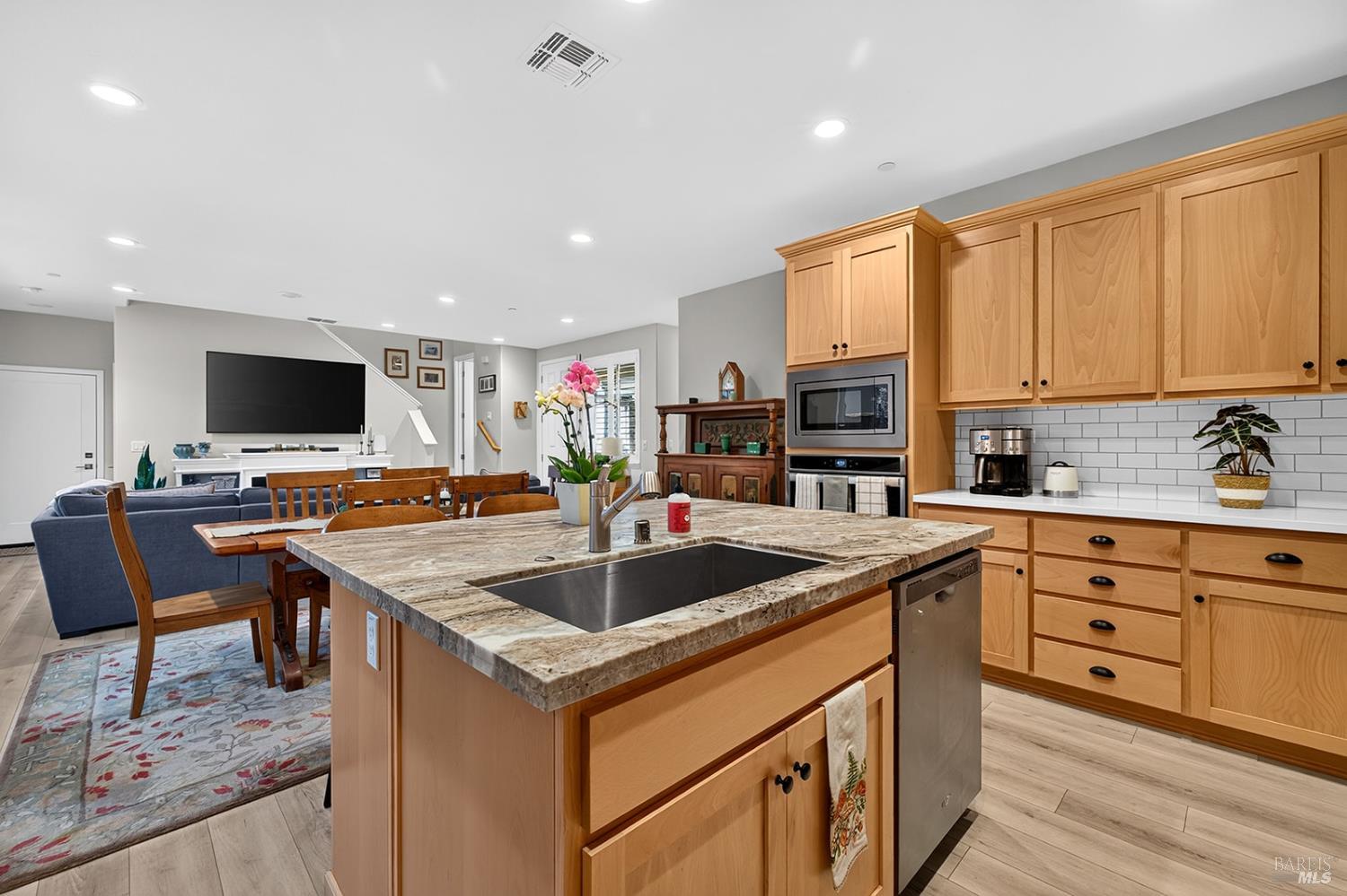 5761 Kassandra Place Rohnert Park CA 94928