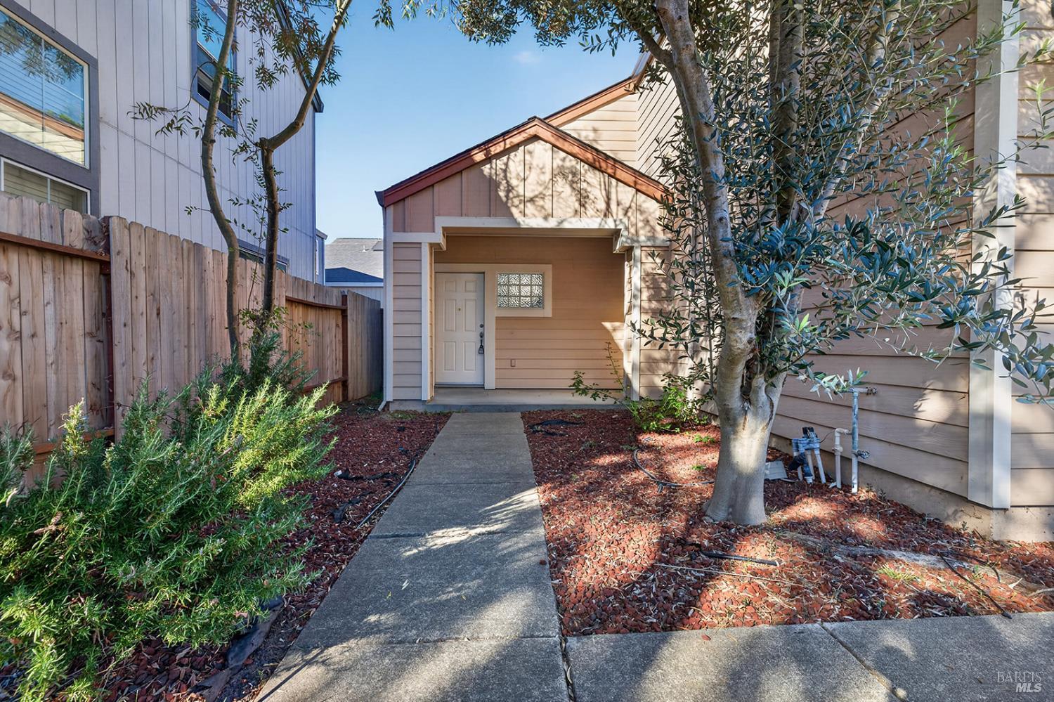 725 Potomac Avenue Santa Rosa CA 95407