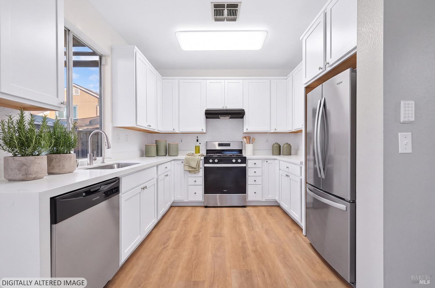 725 Potomac Avenue Santa Rosa CA 95407