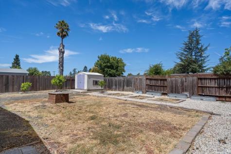 745 Camellia Court Santa Rosa CA 95407