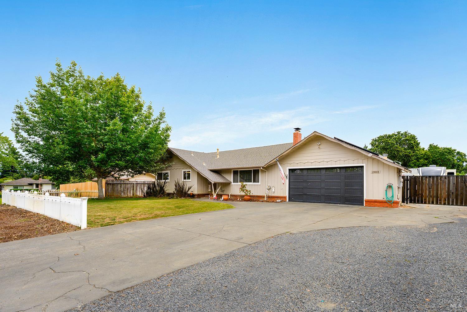 1682 Peterson Lane Santa Rosa CA 95403