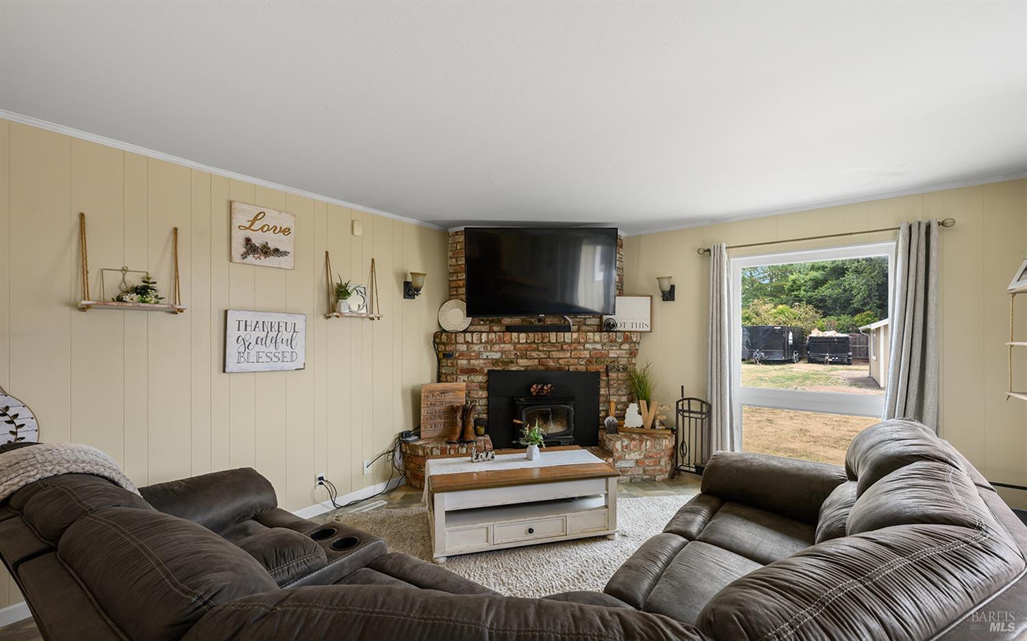 1682 Peterson Lane Santa Rosa CA 95403