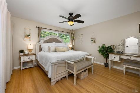 1682 Peterson Lane Santa Rosa CA 95403