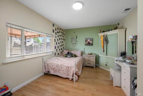 1682 Peterson Lane Santa Rosa CA 95403