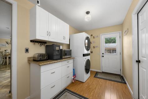1682 Peterson Lane Santa Rosa CA 95403