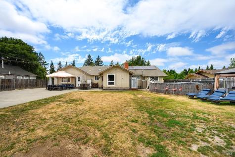 1682 Peterson Lane Santa Rosa CA 95403