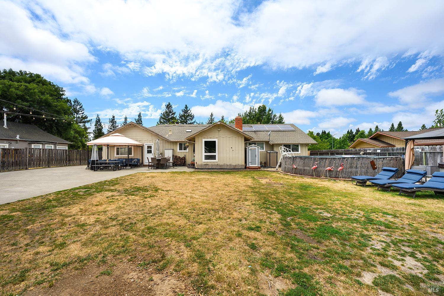 1682 Peterson Lane Santa Rosa CA 95403
