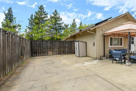 1682 Peterson Lane Santa Rosa CA 95403