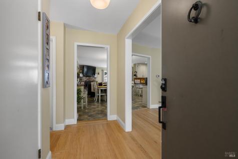 1682 Peterson Lane Santa Rosa CA 95403