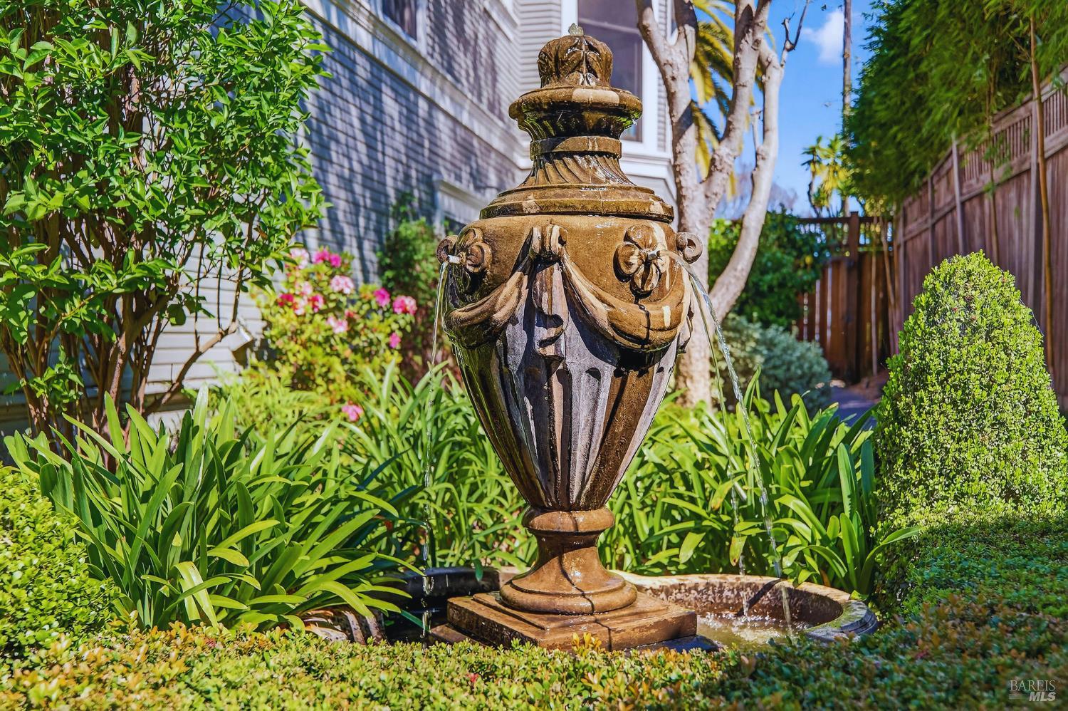 1543 Main Street Napa CA 94559