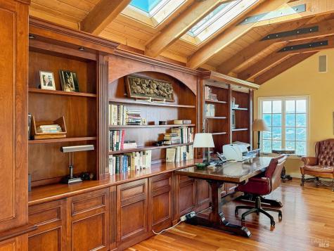 1000 Wolf Ridge Road Glen Ellen CA 95442