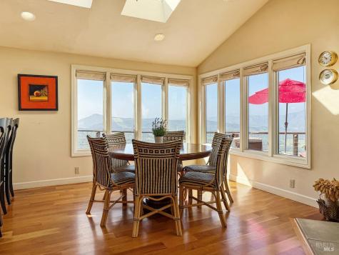 1000 Wolf Ridge Road Glen Ellen CA 95442