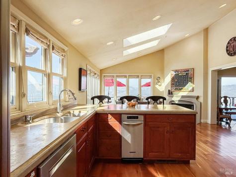 1000 Wolf Ridge Road Glen Ellen CA 95442