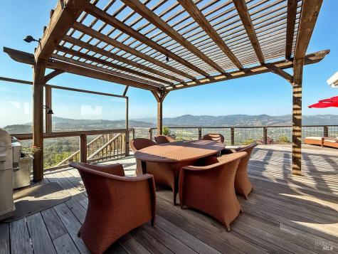 1000 Wolf Ridge Road Glen Ellen CA 95442