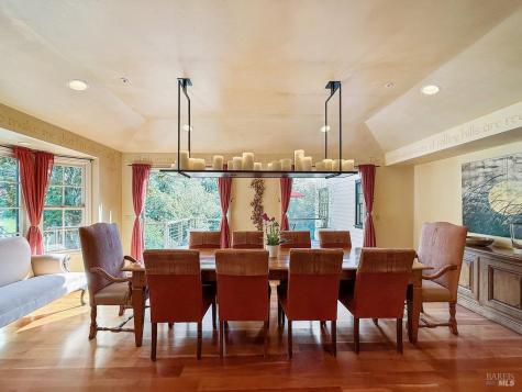 1000 Wolf Ridge Road Glen Ellen CA 95442