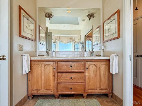 1000 Wolf Ridge Road Glen Ellen CA 95442