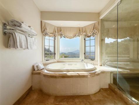 1000 Wolf Ridge Road Glen Ellen CA 95442