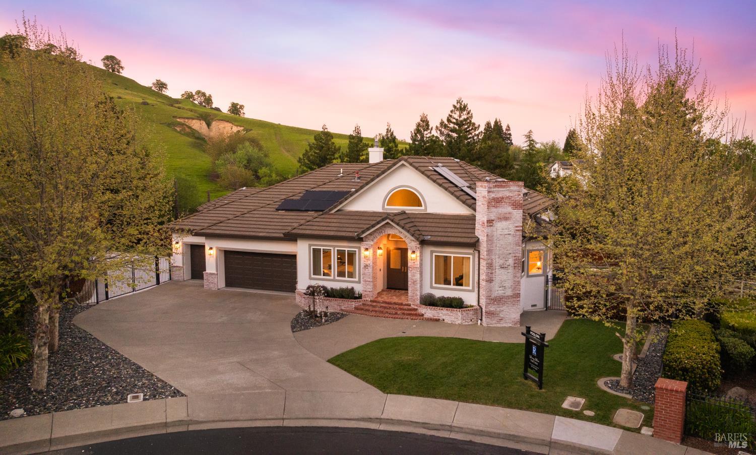 267 Alta Mira Drive Vacaville CA 95688