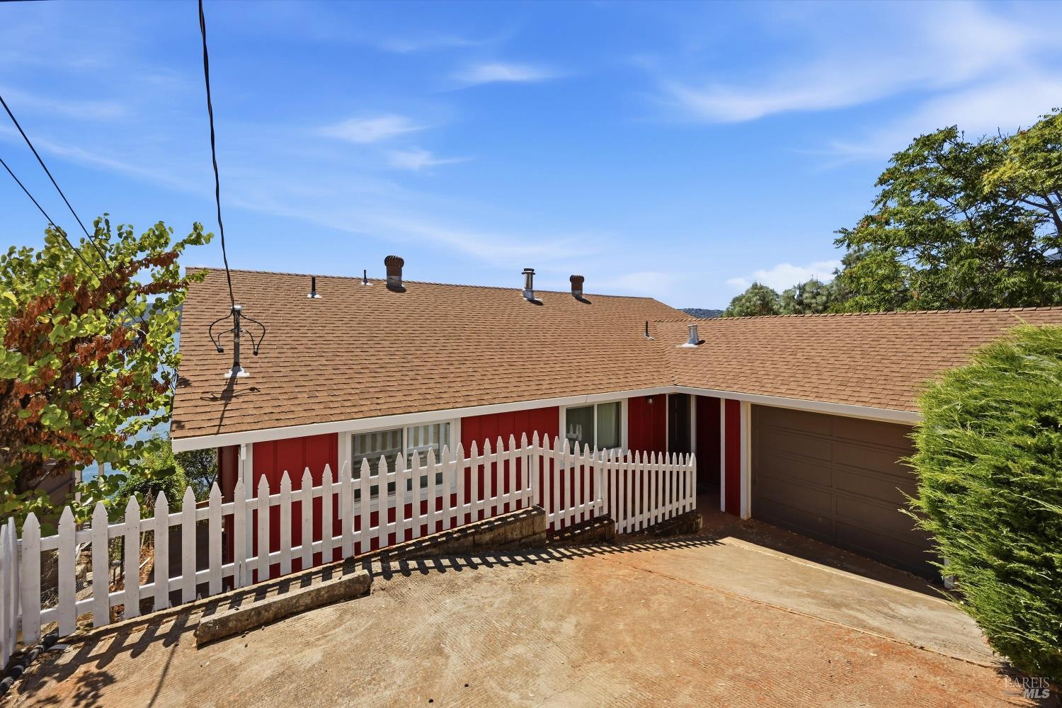 4045 Mesa Clearlake CA 95422